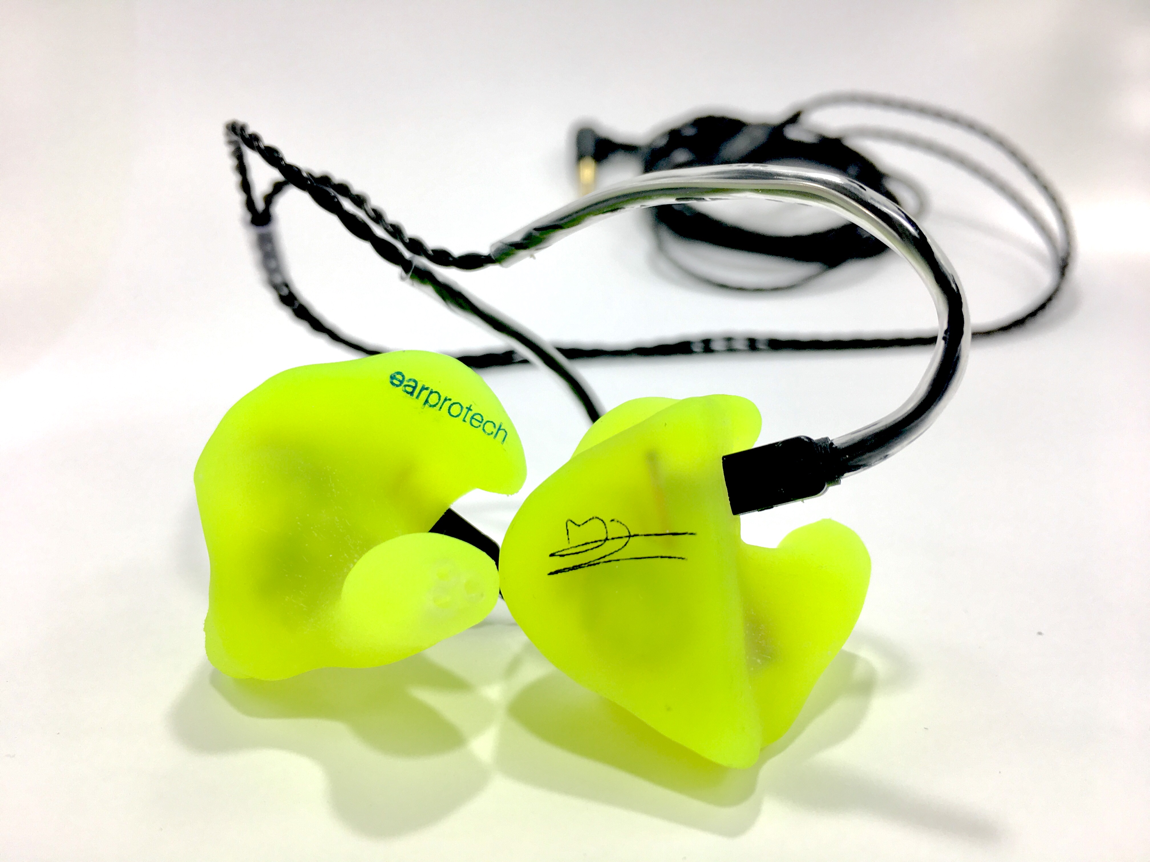 Proteje tus oídos mientras tocas con unos In-Ear Monitors a medida